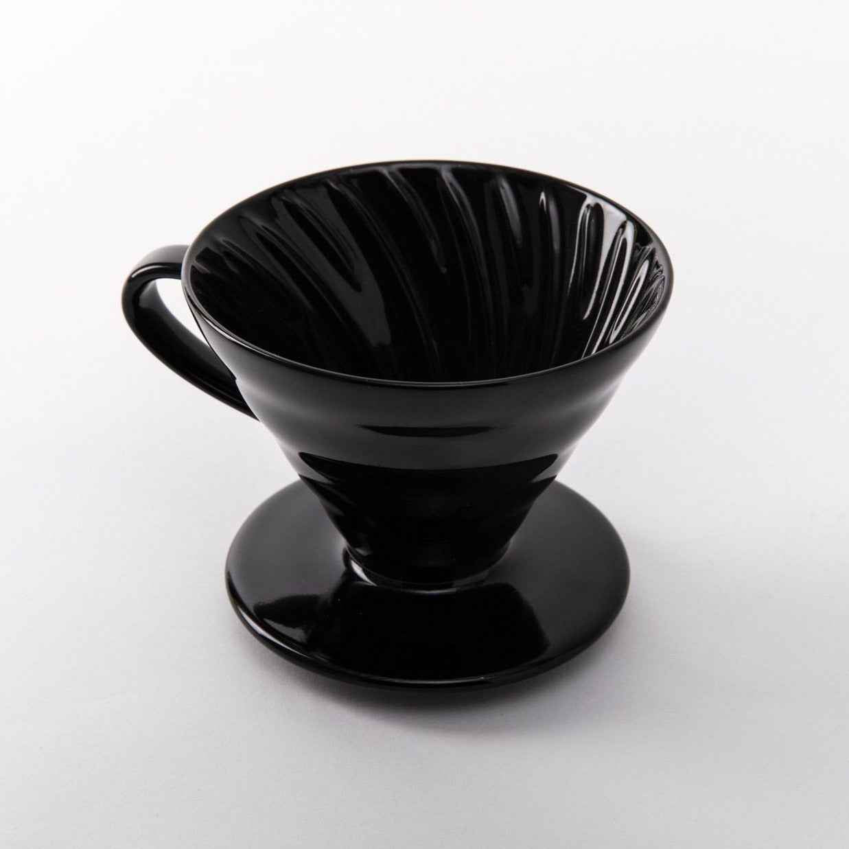 HARIO V60 CERAMIC DRIPPER SIZE 02 (2 colors)