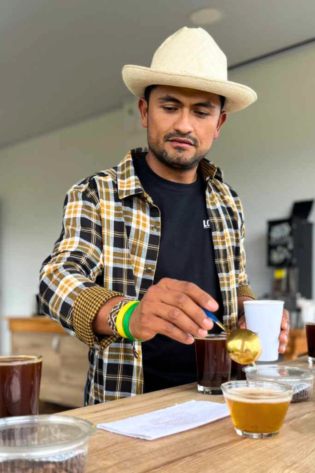 OMG Masterpiece // Colombia - Oscar Hernández | omni - Gust Coffee Roasters