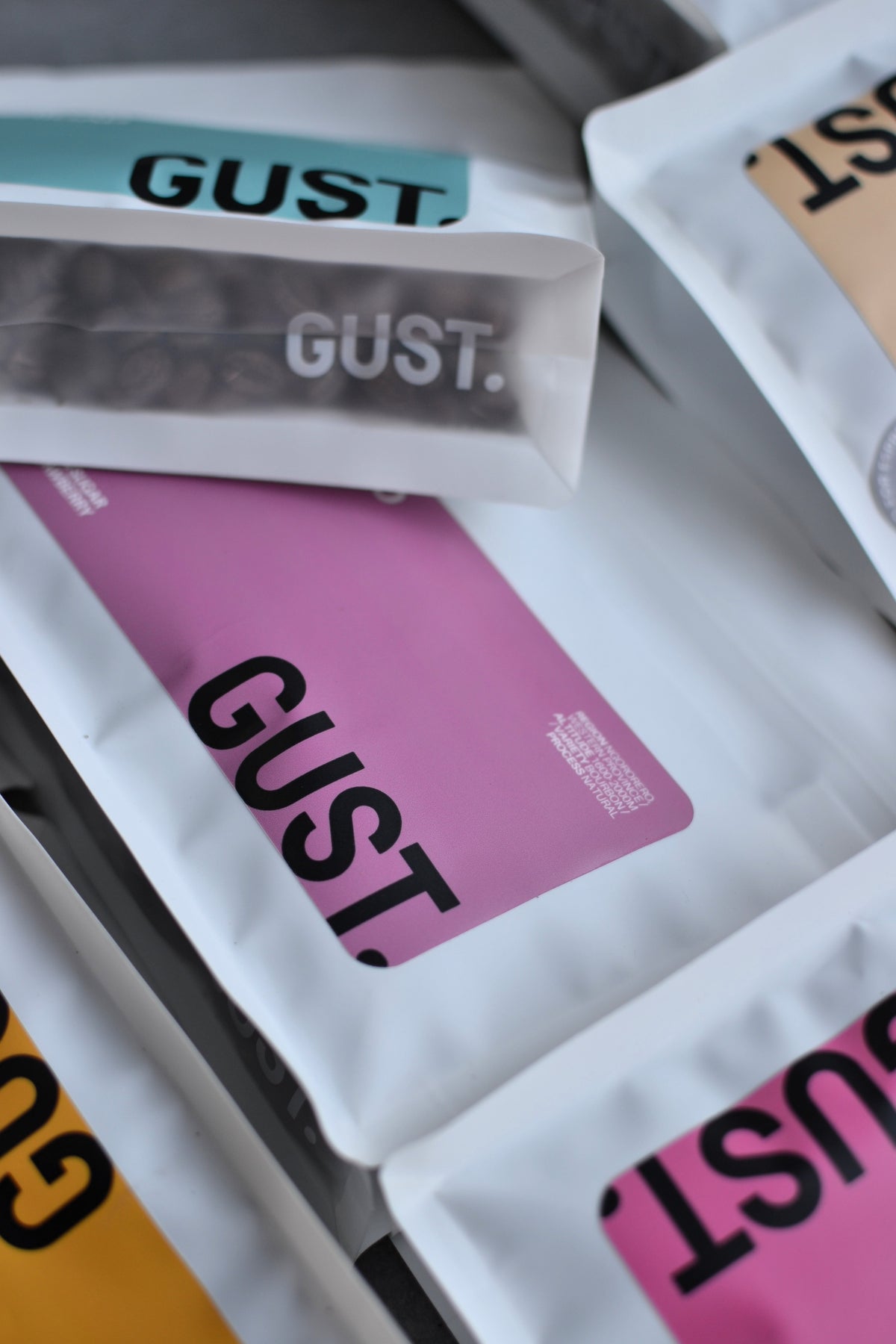 FLEXIBLE COFFEE SUBSCRIPTION - Gust Coffee Roasters, abonnement café, koffie abonnement, koffie box, specialty coffee