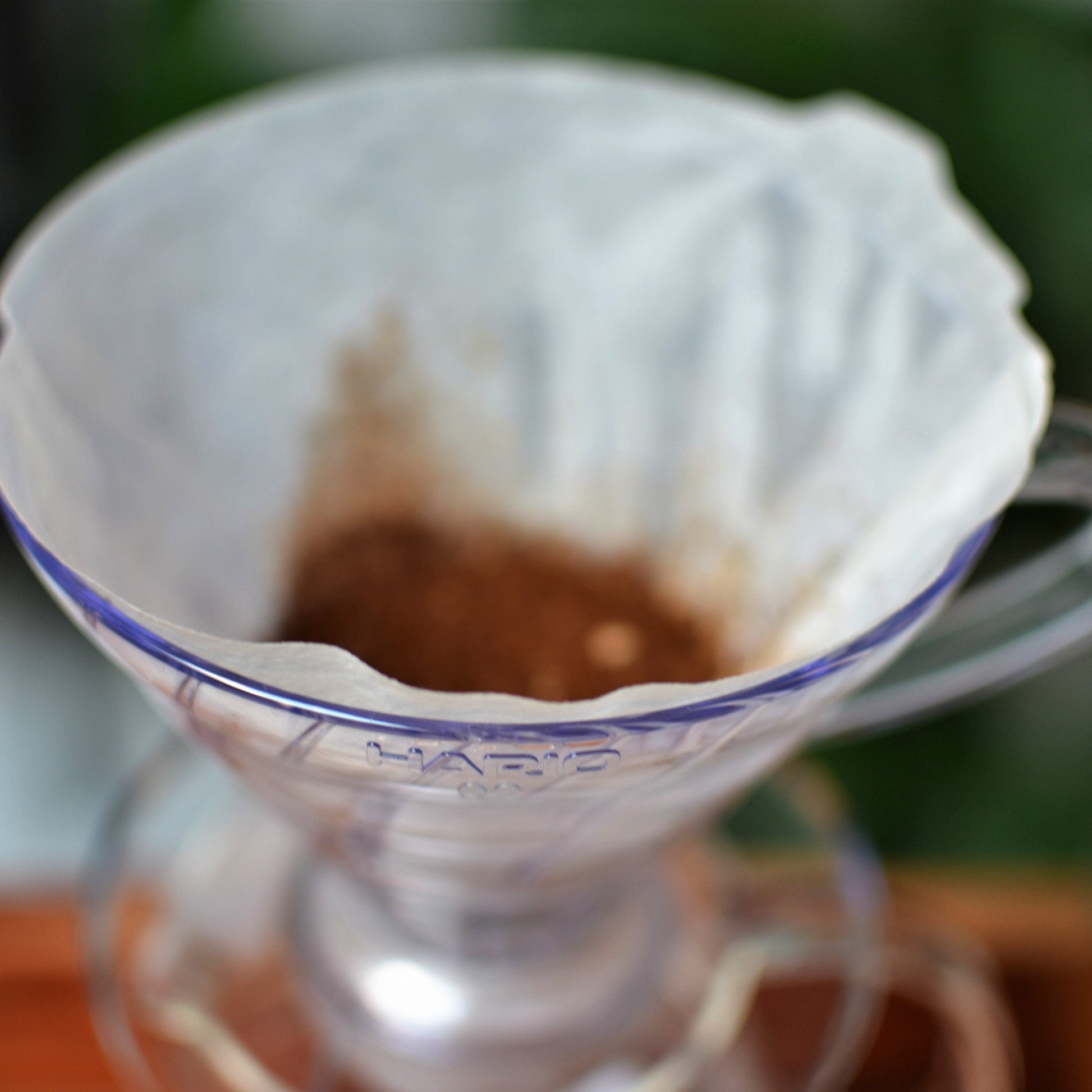 hario v60 dripper, pour over coffee, hario filter coffee, best coffee brewer, brewing coffee